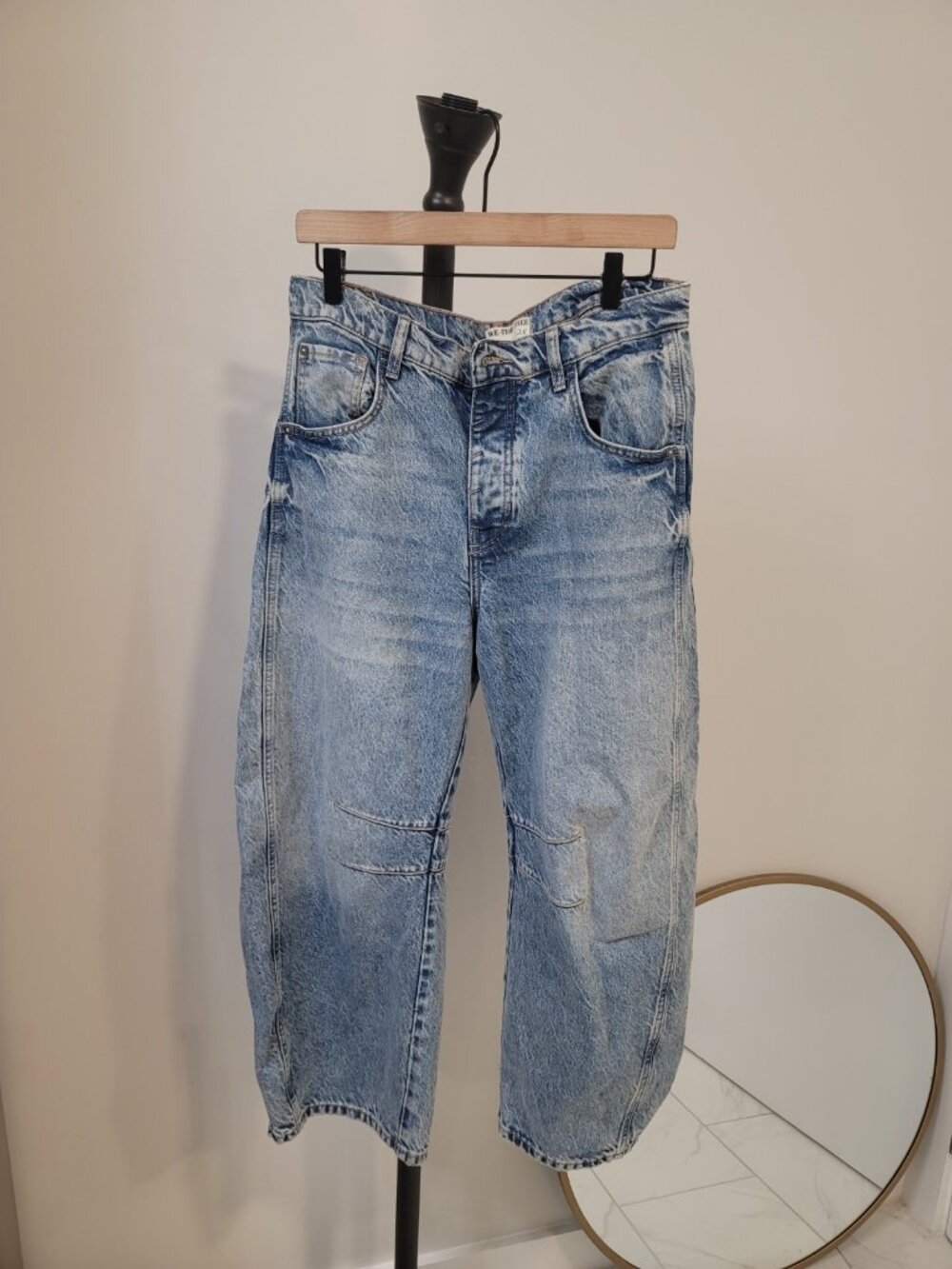 We The Free Light Blue Washed Cropped Jeans